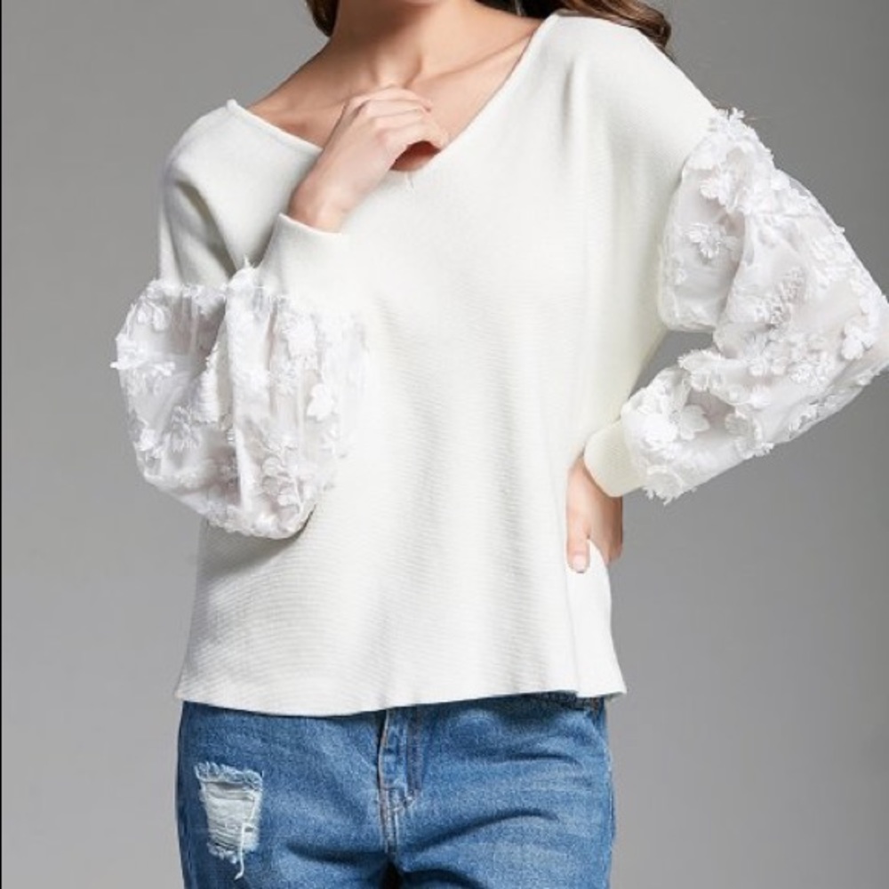 White V-Neck Sweater with Lace Sleeves - Picture 4 of 6